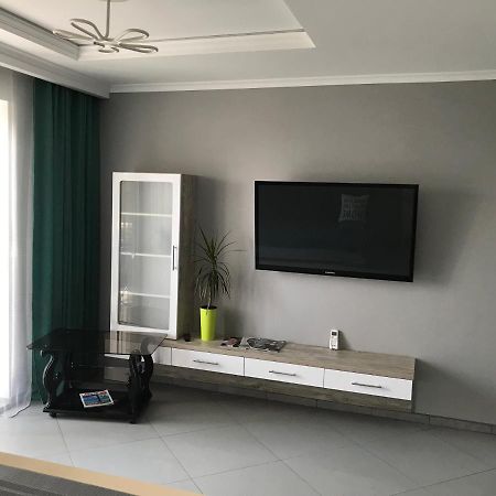 Апартаменты У Софиевского Парка, Тищика 6-Б Umanʼ Exteriör bild